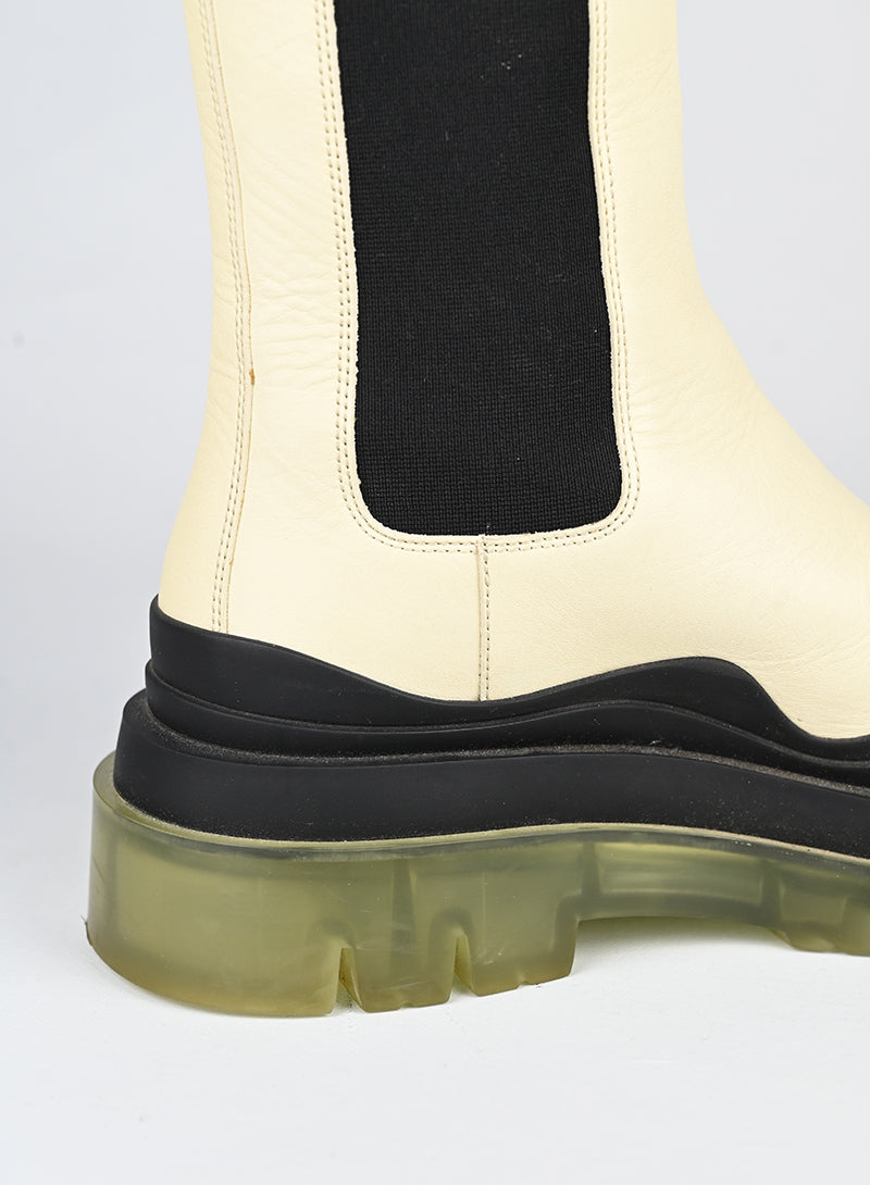 Bottega Veneta Stivaletti Tire in pelle bianca - N. 38