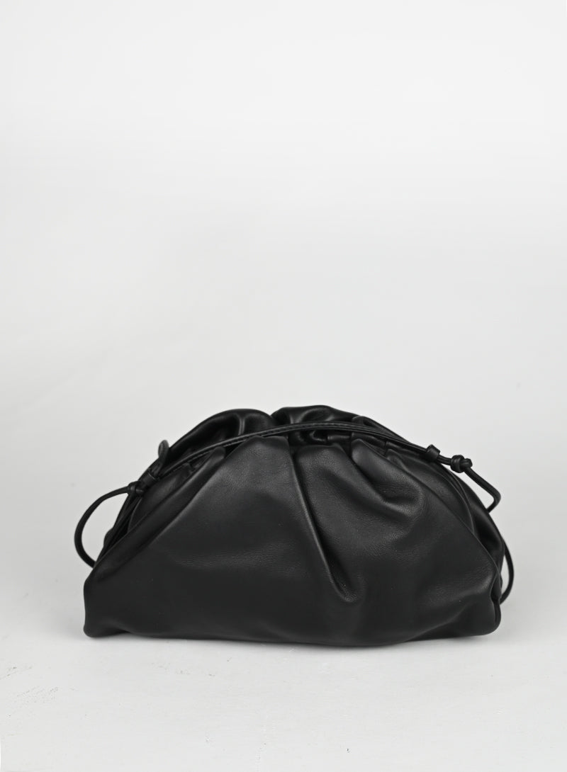 Bottega Veneta Pouch Mini in pelle nera