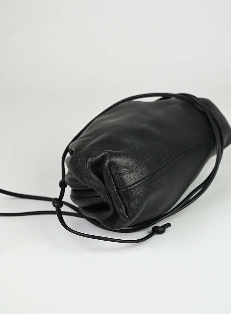 Bottega Veneta Pouch Mini in pelle nera
