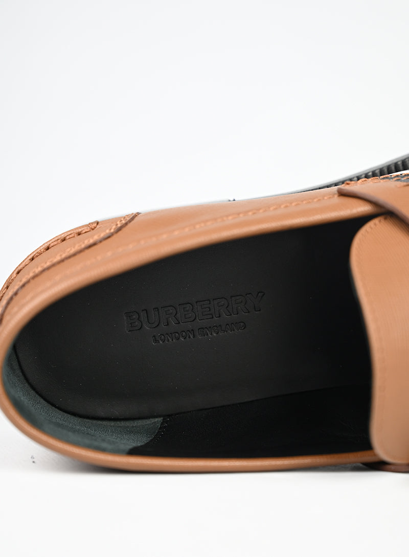 Burberry Mocassini Pelle Nocciola - N. 39