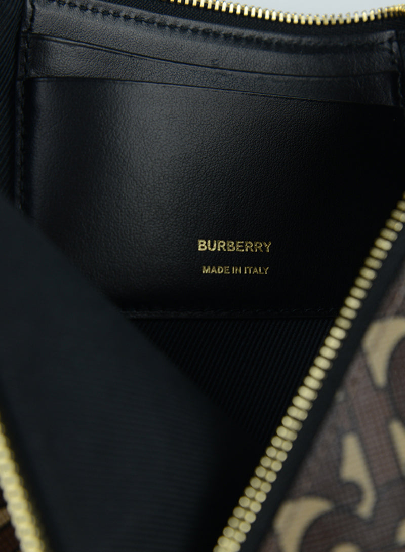 Burberry Pochette in Monogram