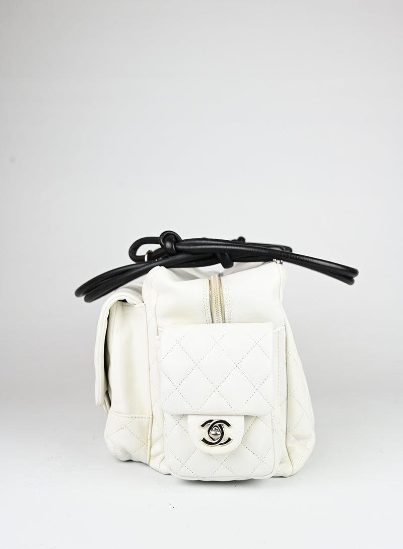 Chanel Borsa Cambon 2004 in pelle bianca -  lesleyluxuryvintage