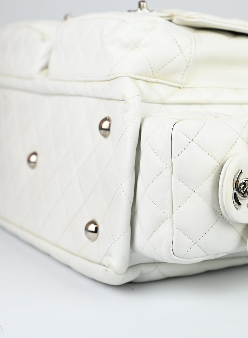 Chanel Borsa Cambon 2004 in pelle bianca -  lesleyluxuryvintage
