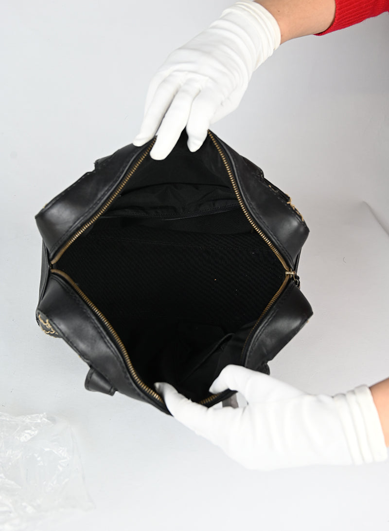 Chanel Borsa Wild Stitch in pelle nera