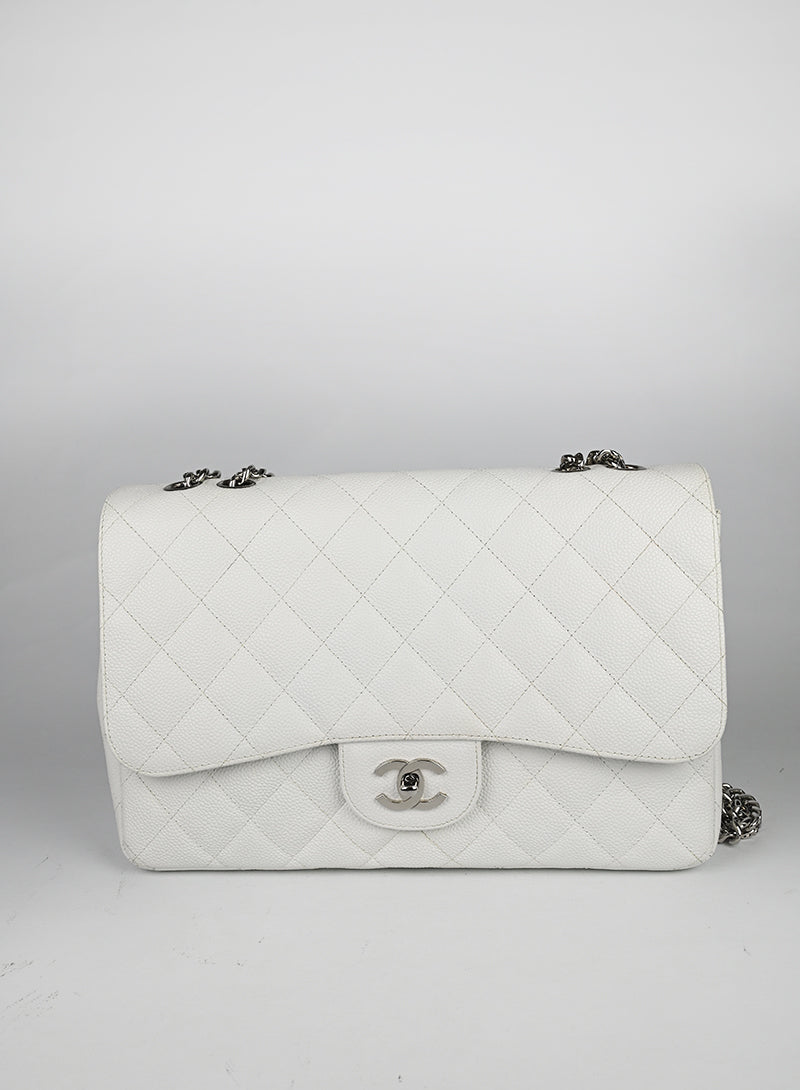 Chanel Borsa Jumbo in pelle Caviar bianca