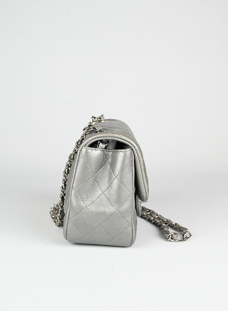 Chanel Borsa 2.55 Mini argento