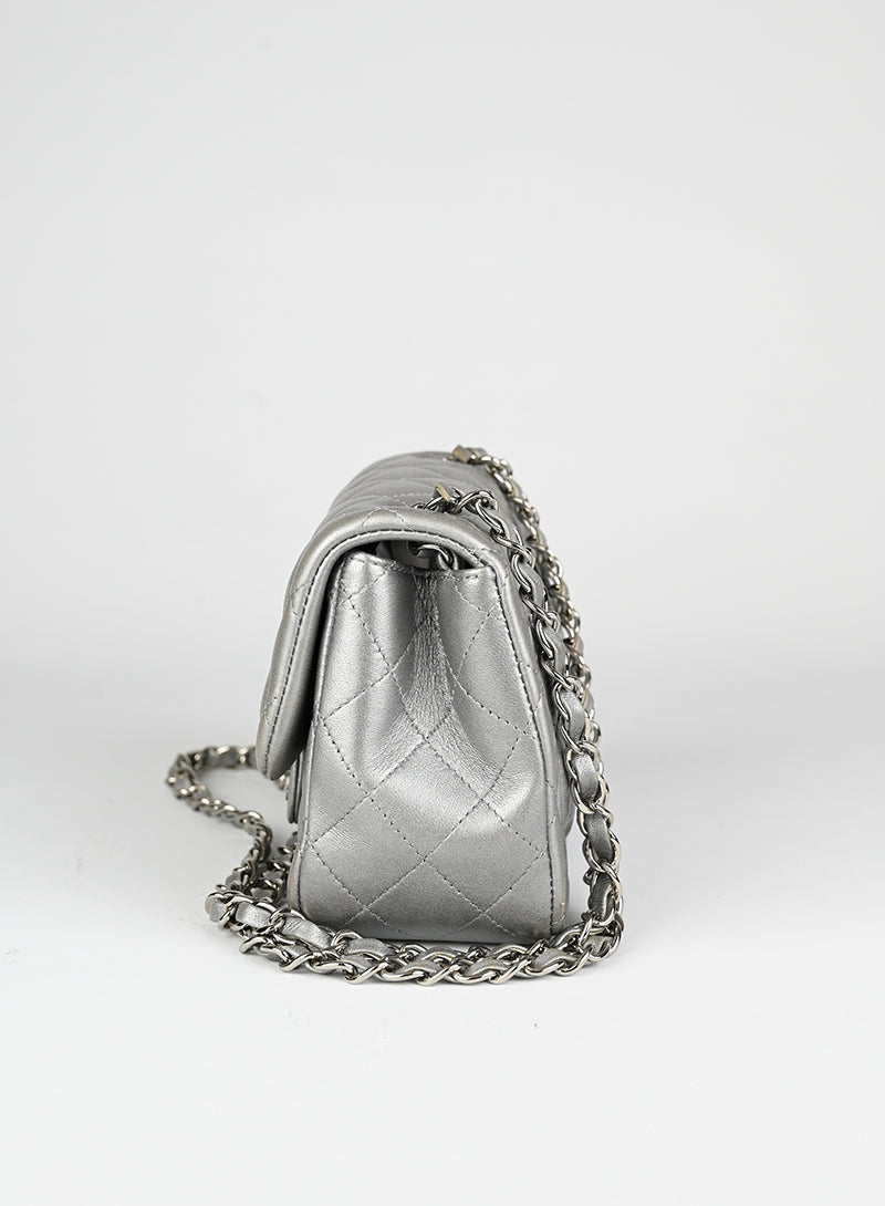 Chanel Borsa 2.55 Mini argento