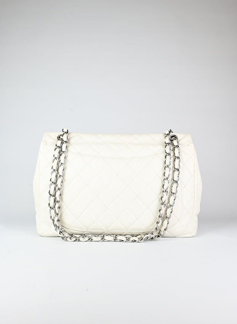 Chanel Borsa Jumbo Caviar bianca