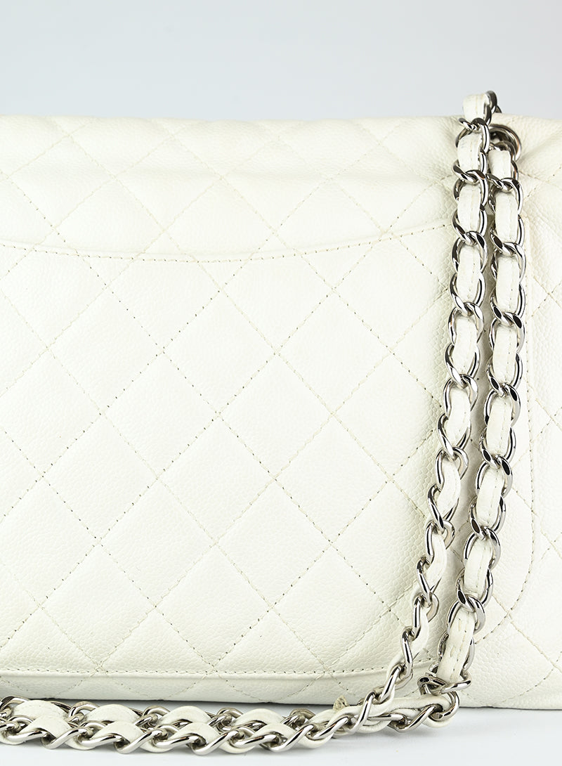 Chanel Borsa Jumbo Caviar bianca