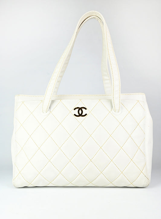 Chanel Borsa in pelle Quilted bianca