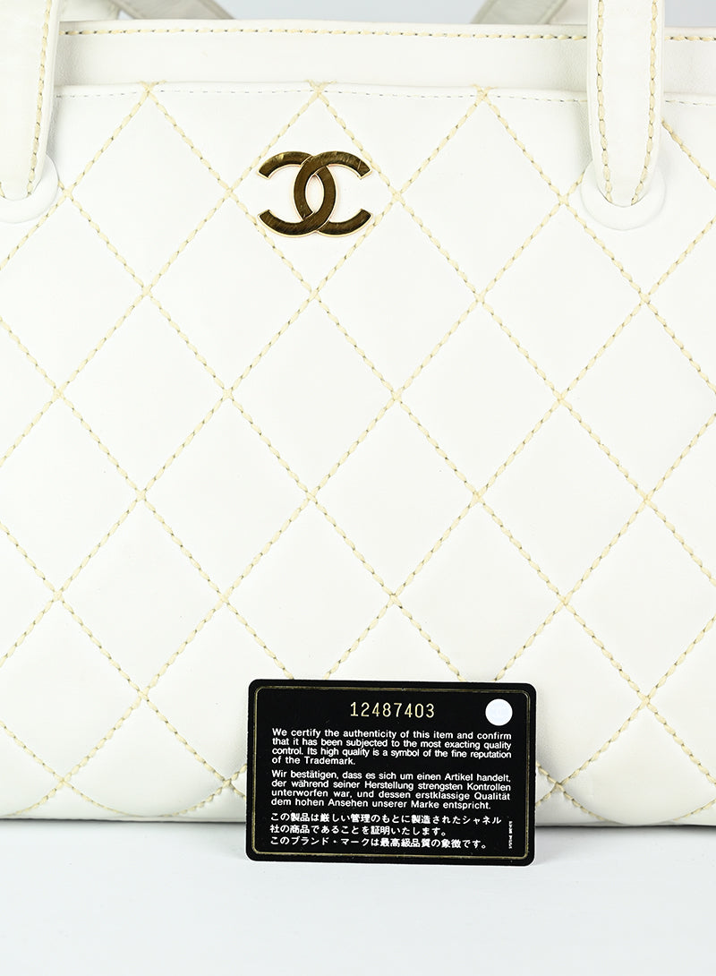 Chanel Borsa in pelle Quilted bianca