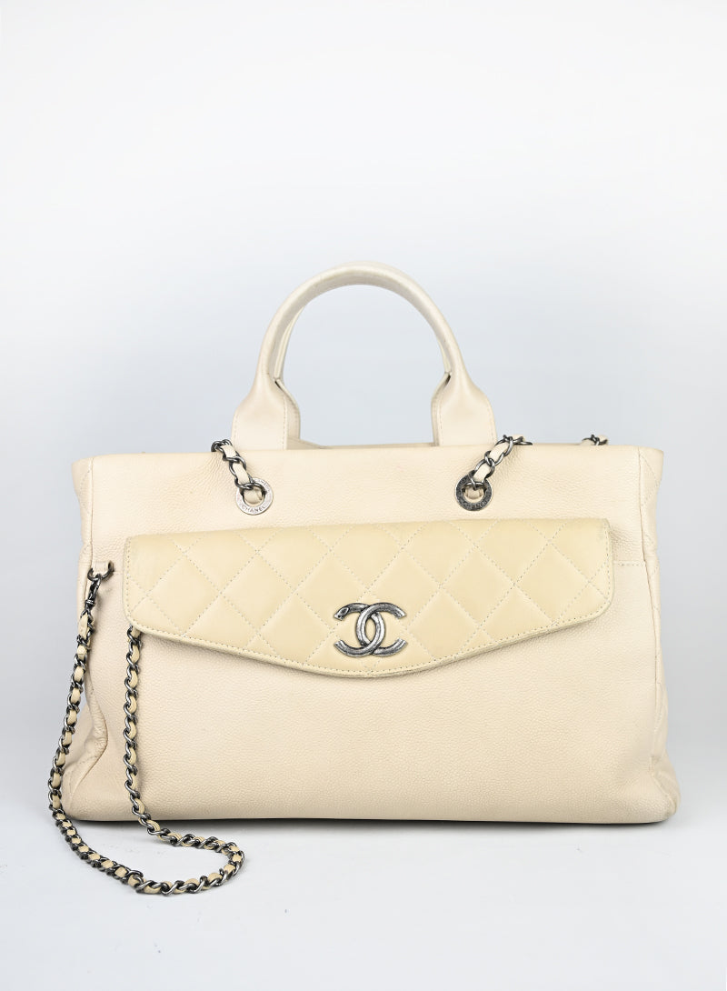 Chanel Borsa Coco Break in pelle beige