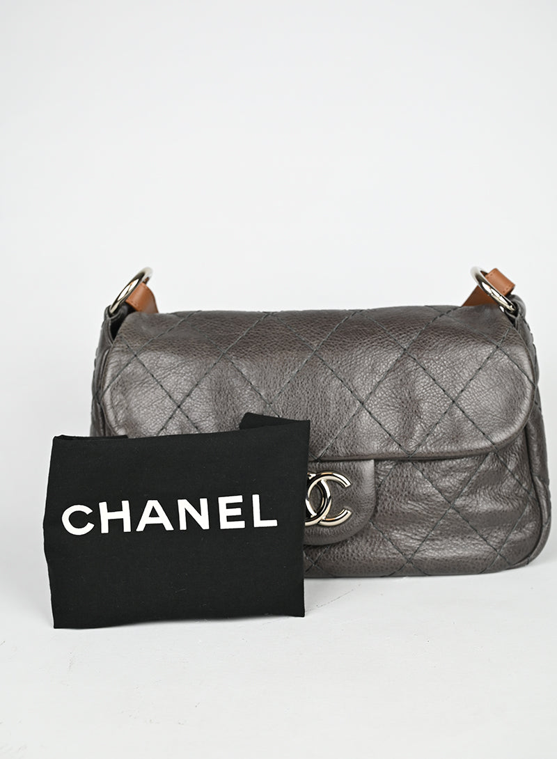 Chanel Borsa in pelle marrone
