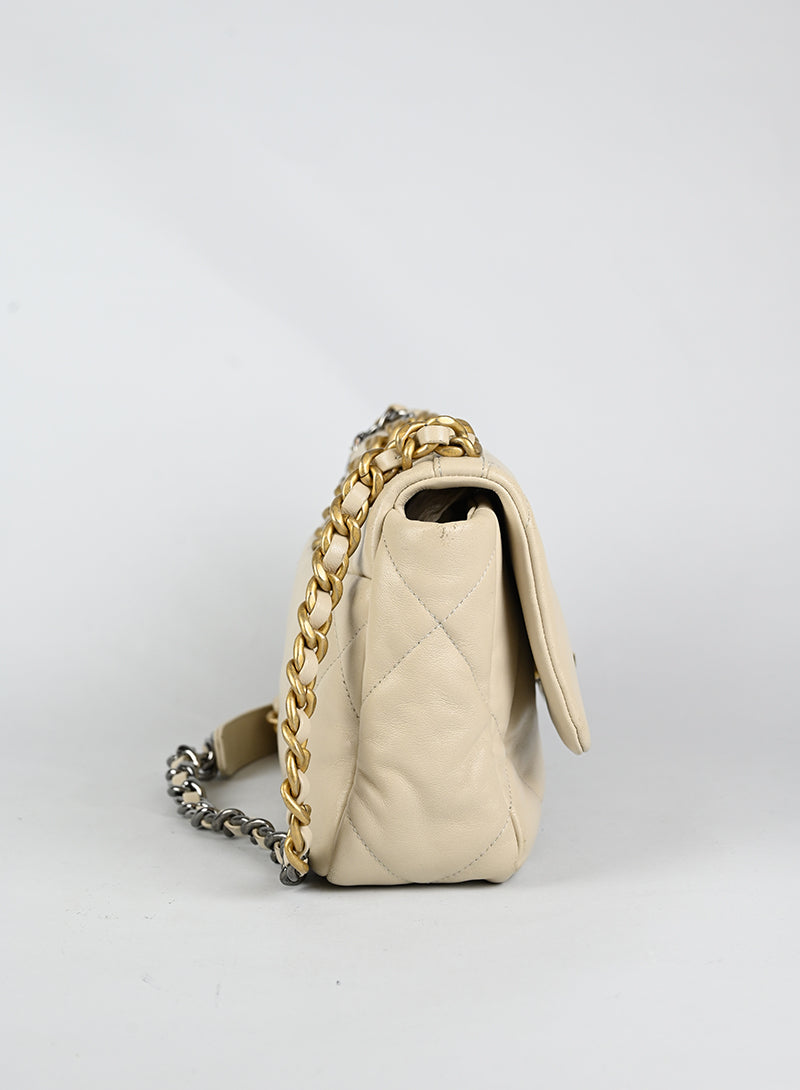 Chanel Borsa 19 in pelle panna