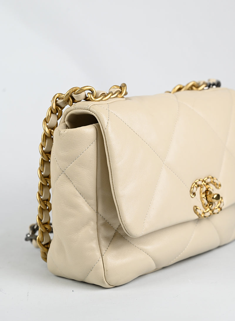 Chanel Borsa 19 in pelle panna