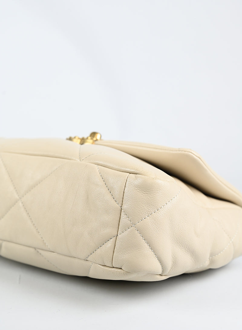 Chanel Borsa 19 in pelle panna