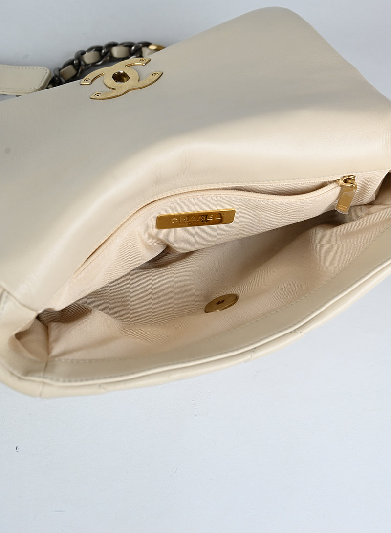 Chanel Borsa 19 in pelle panna
