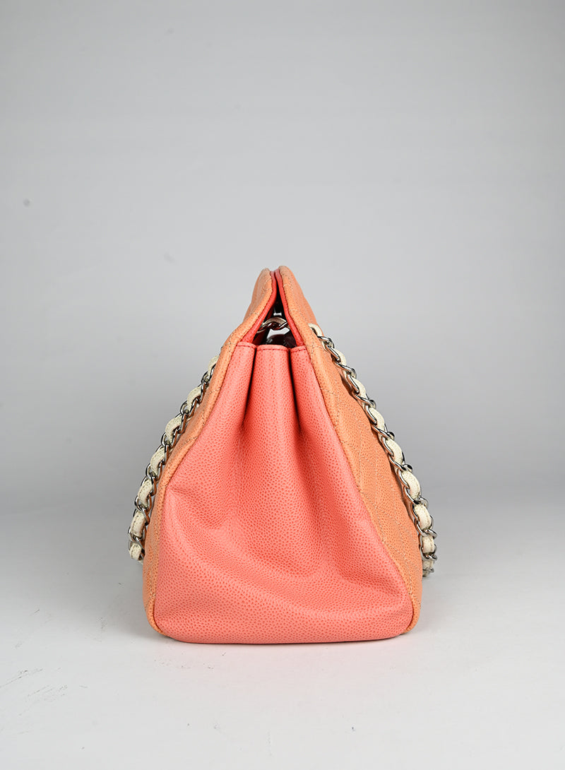 Chanel Borsa in pelle quilted rosa salmone
