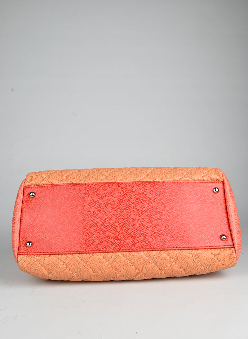 Chanel Borsa in pelle quilted rosa salmone