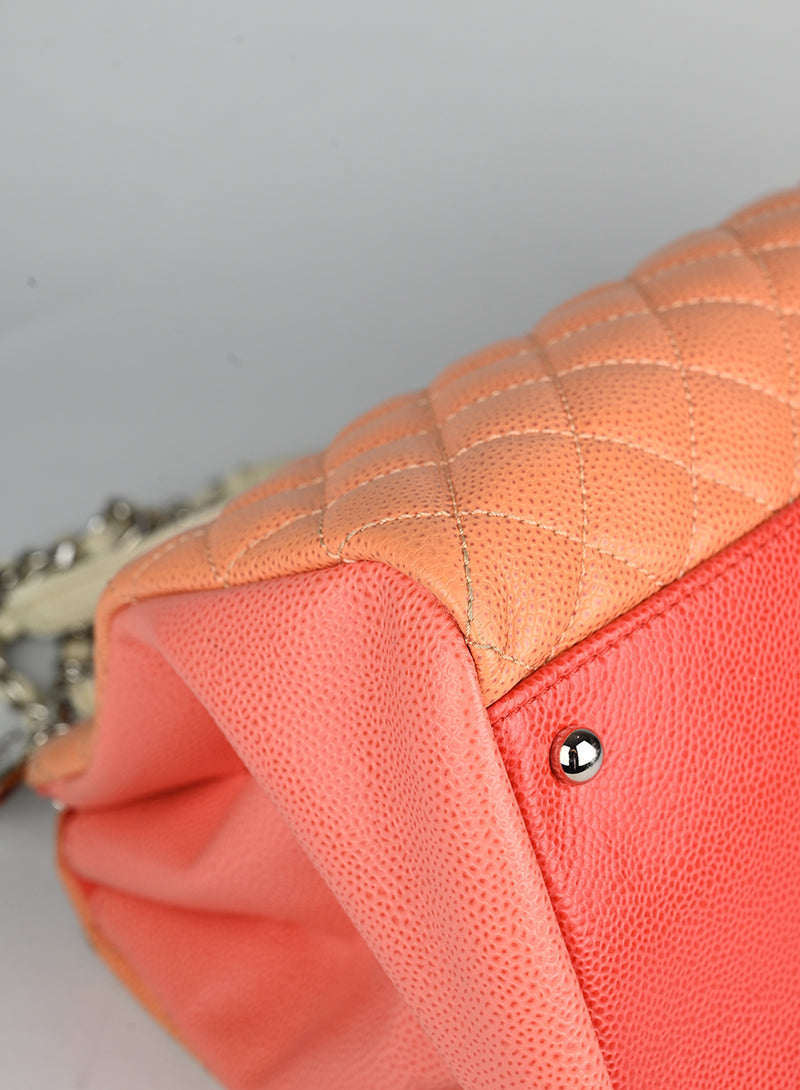 Chanel Borsa in pelle quilted rosa salmone