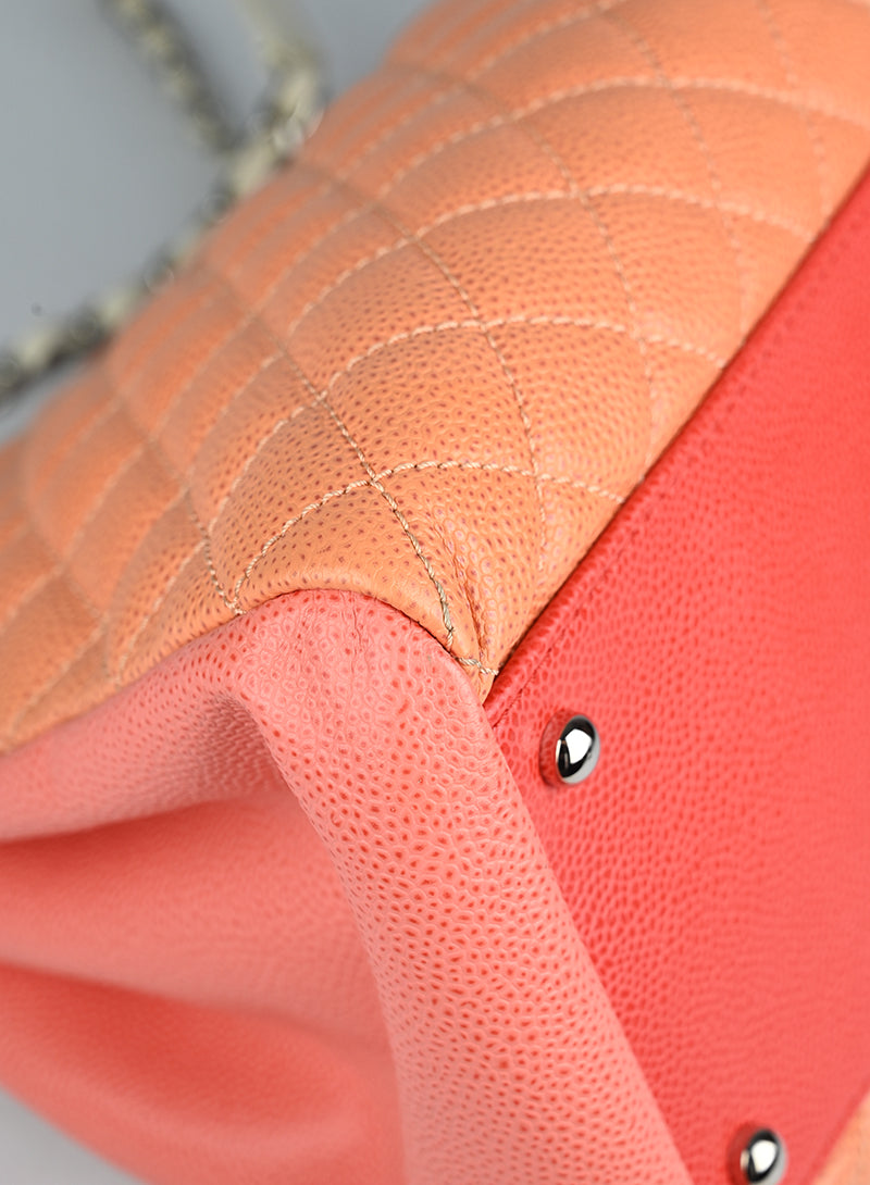 Chanel Borsa in pelle quilted rosa salmone