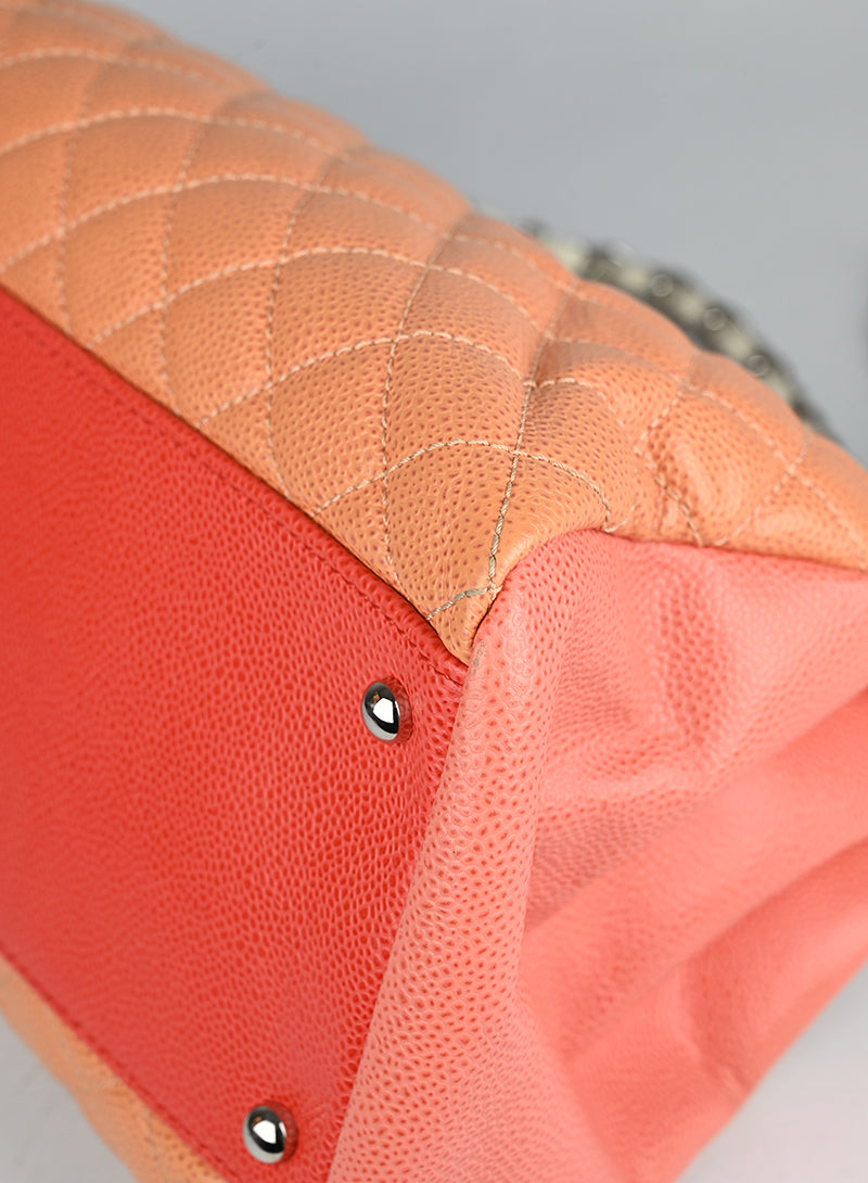 Chanel Borsa in pelle quilted rosa salmone