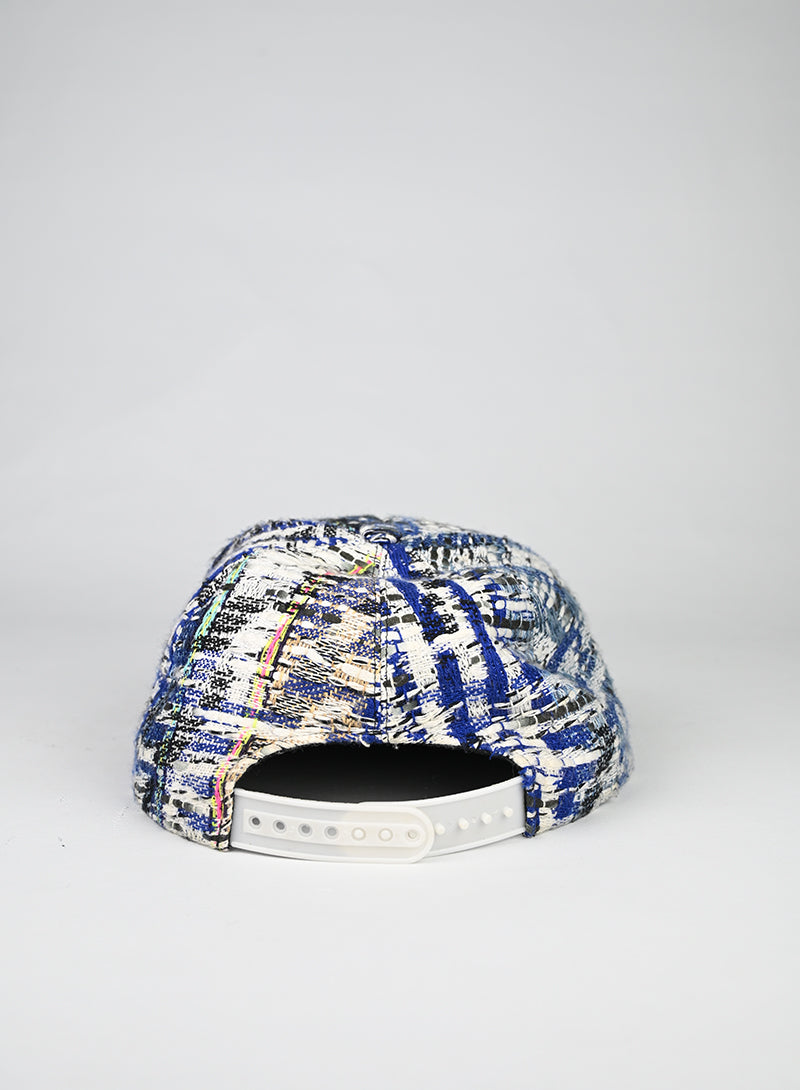 Chanel Cappello Tessuto Bouclé Azzurro e Bianco