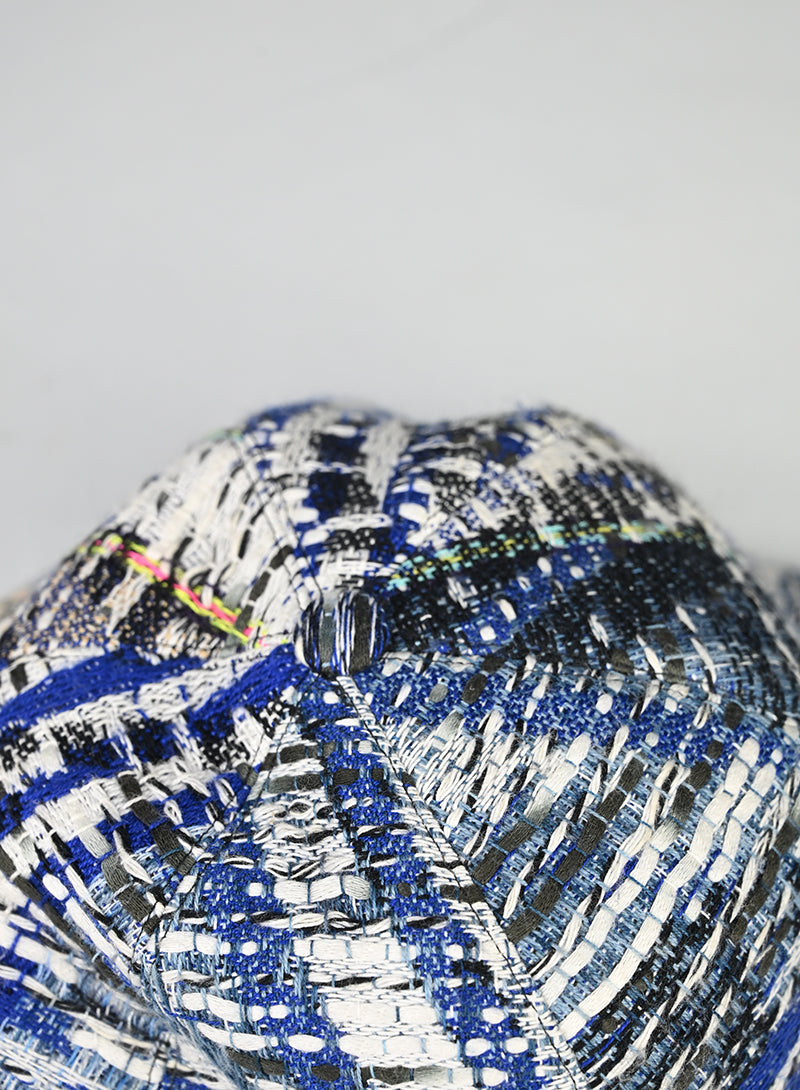 Chanel Cappello Tessuto Bouclé Azzurro e Bianco