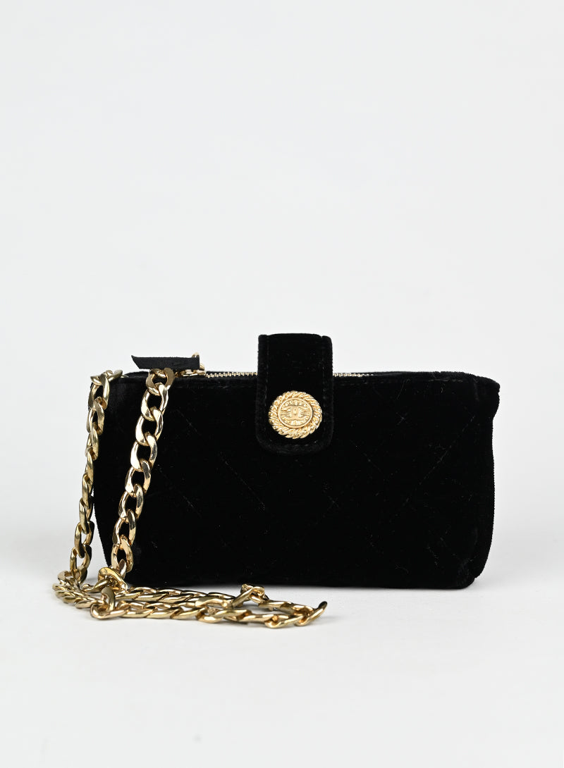 Chanel Pochette in Velluto quilted nero -  lesleyluxuryvintage