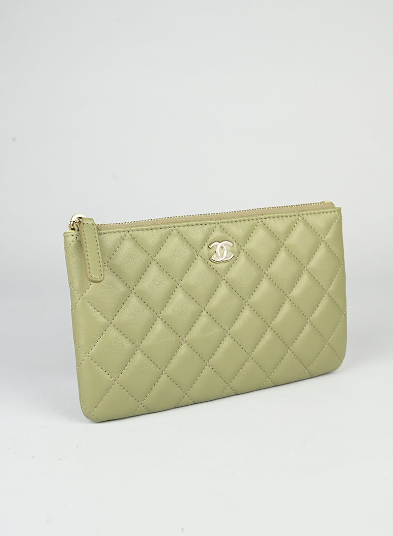 Chanel Pochette in pelle verde salvia