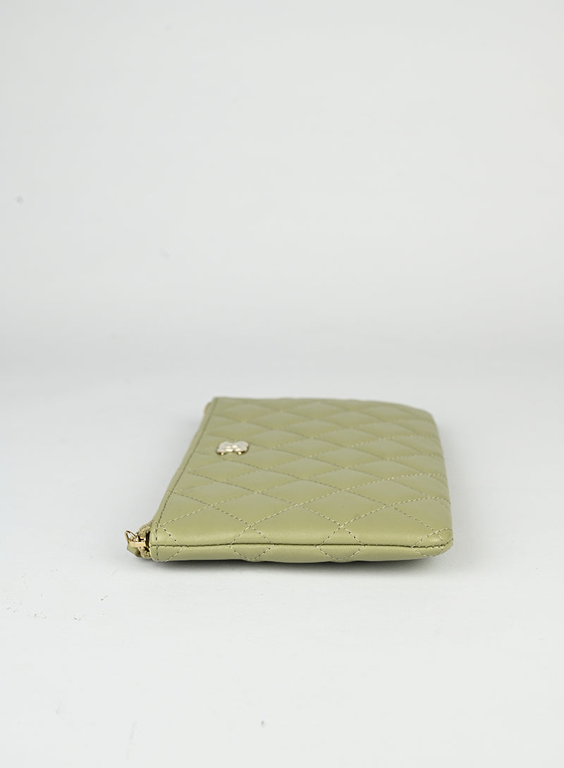 Chanel Pochette in pelle verde salvia