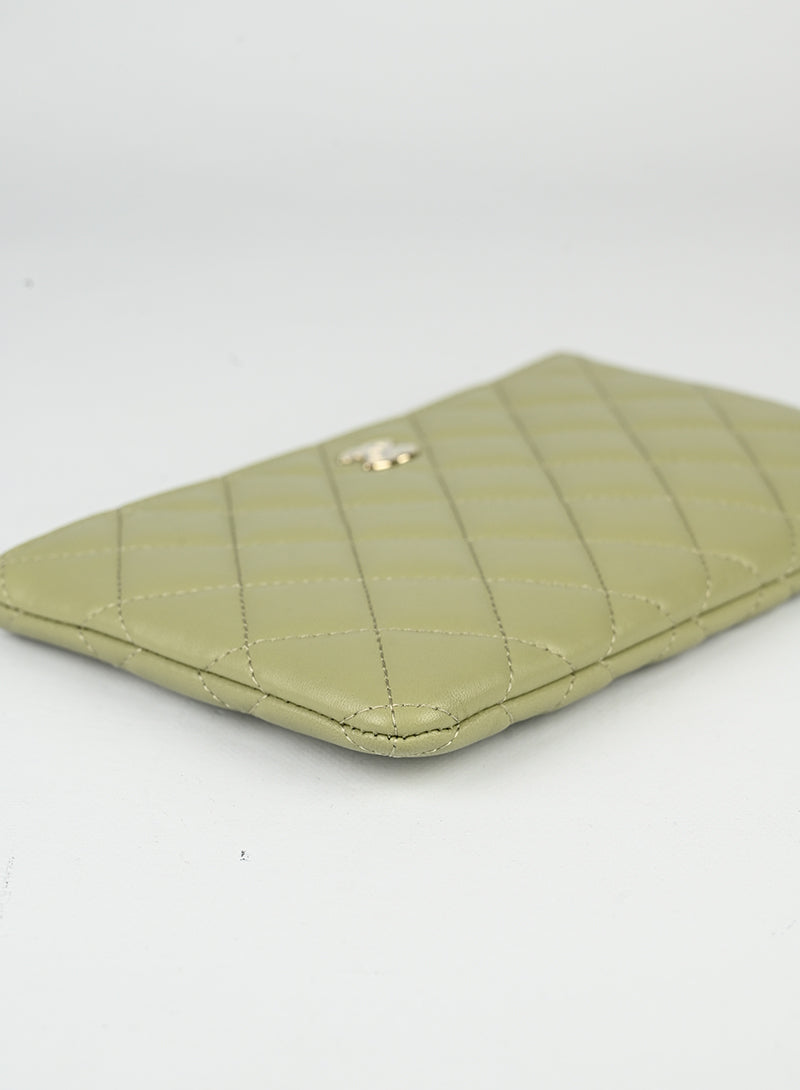 Chanel Pochette in pelle verde salvia