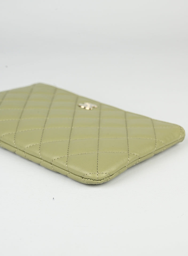 Chanel Pochette in pelle verde salvia