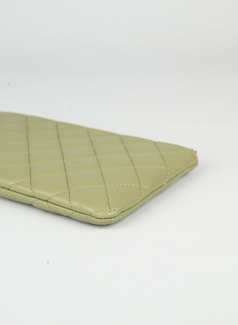 Chanel Pochette in pelle verde salvia