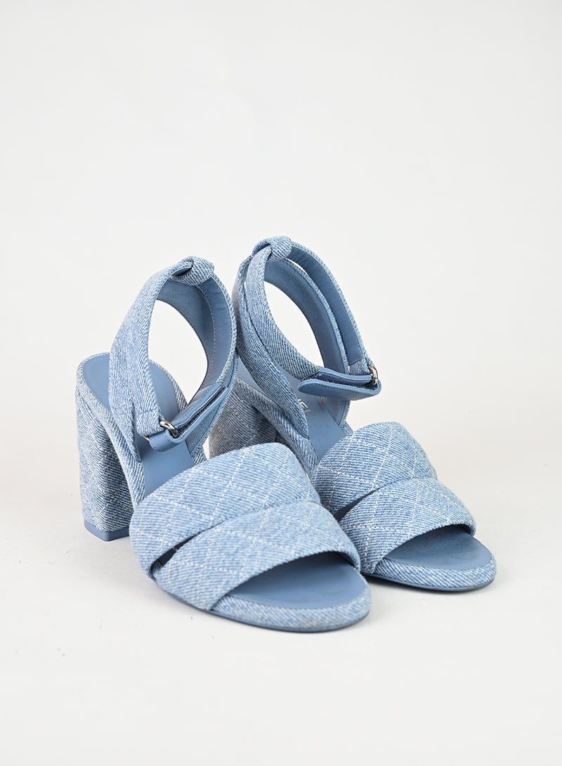 Chanel Sandali con tacco in denim - N. 36c