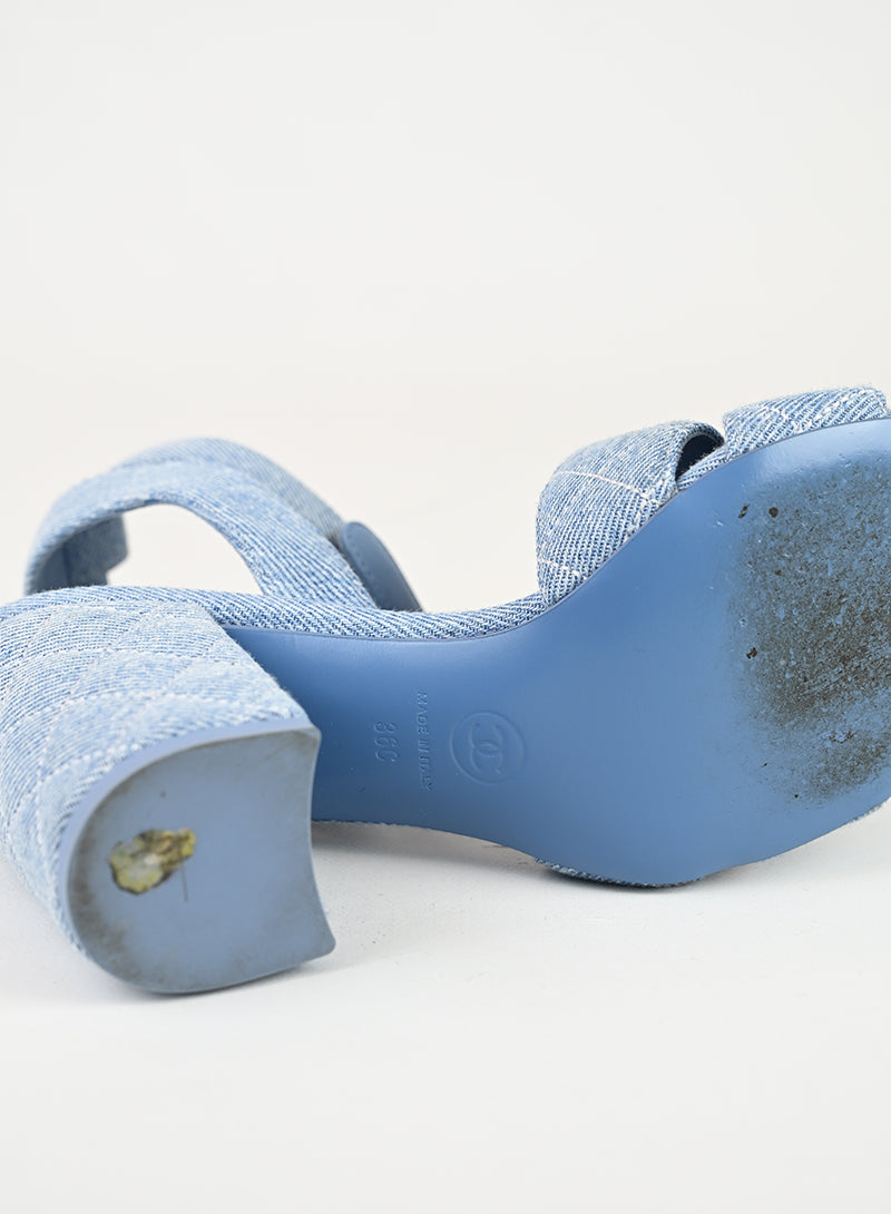 Chanel Sandali con tacco in denim - N. 36c