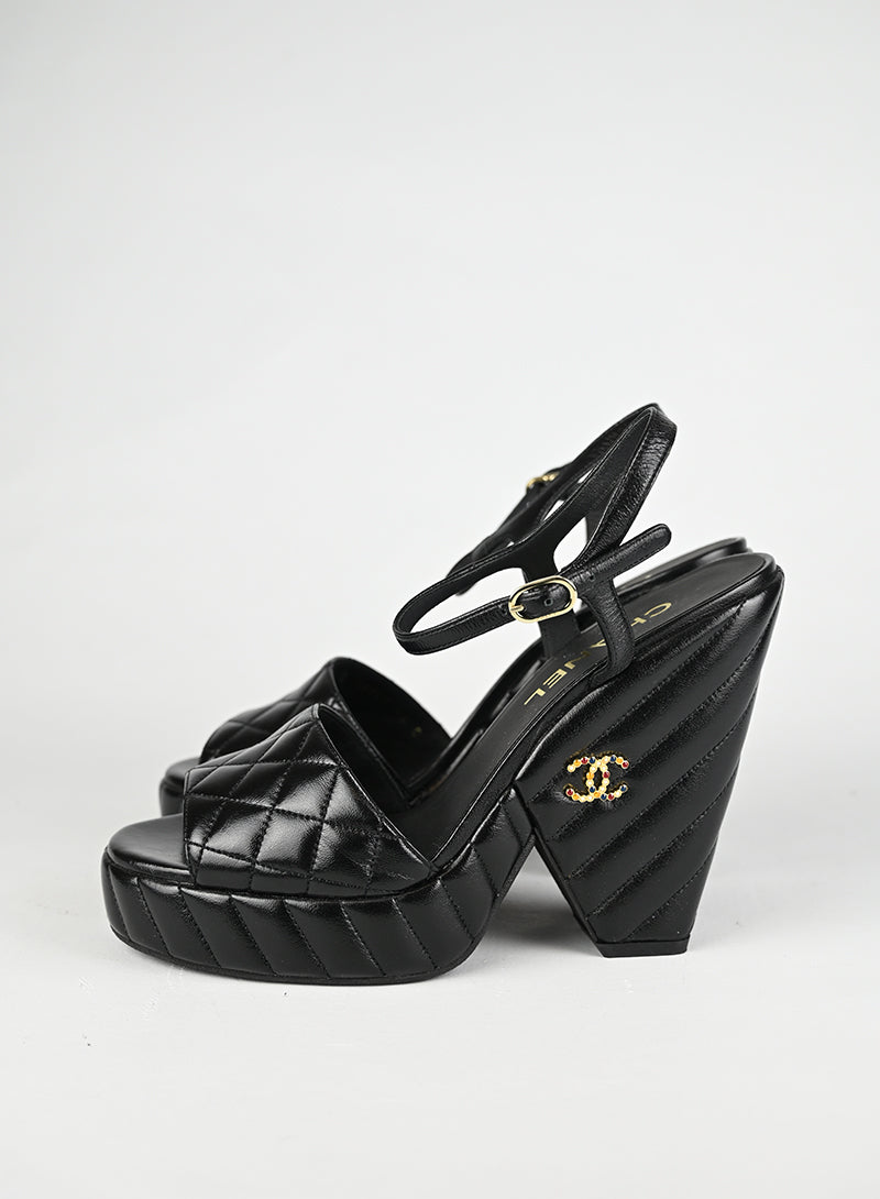 Chanel Zeppe Pelle Nera Quilted - N. 40