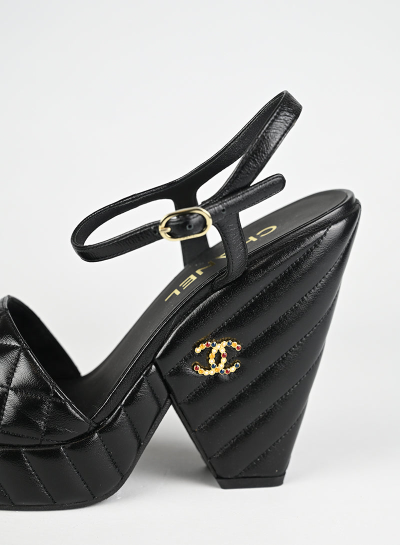 Chanel Zeppe Pelle Nera Quilted - N. 40