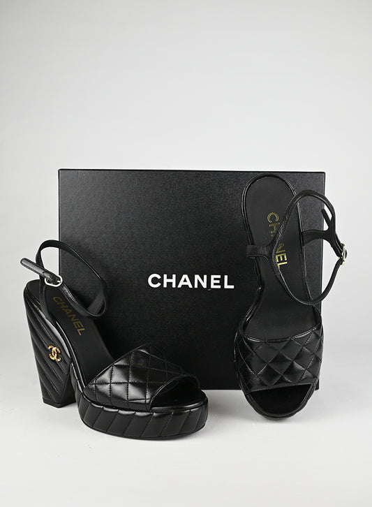 Chanel Zeppe Pelle Nera Quilted - N. 40 -  lesleyluxuryvintage