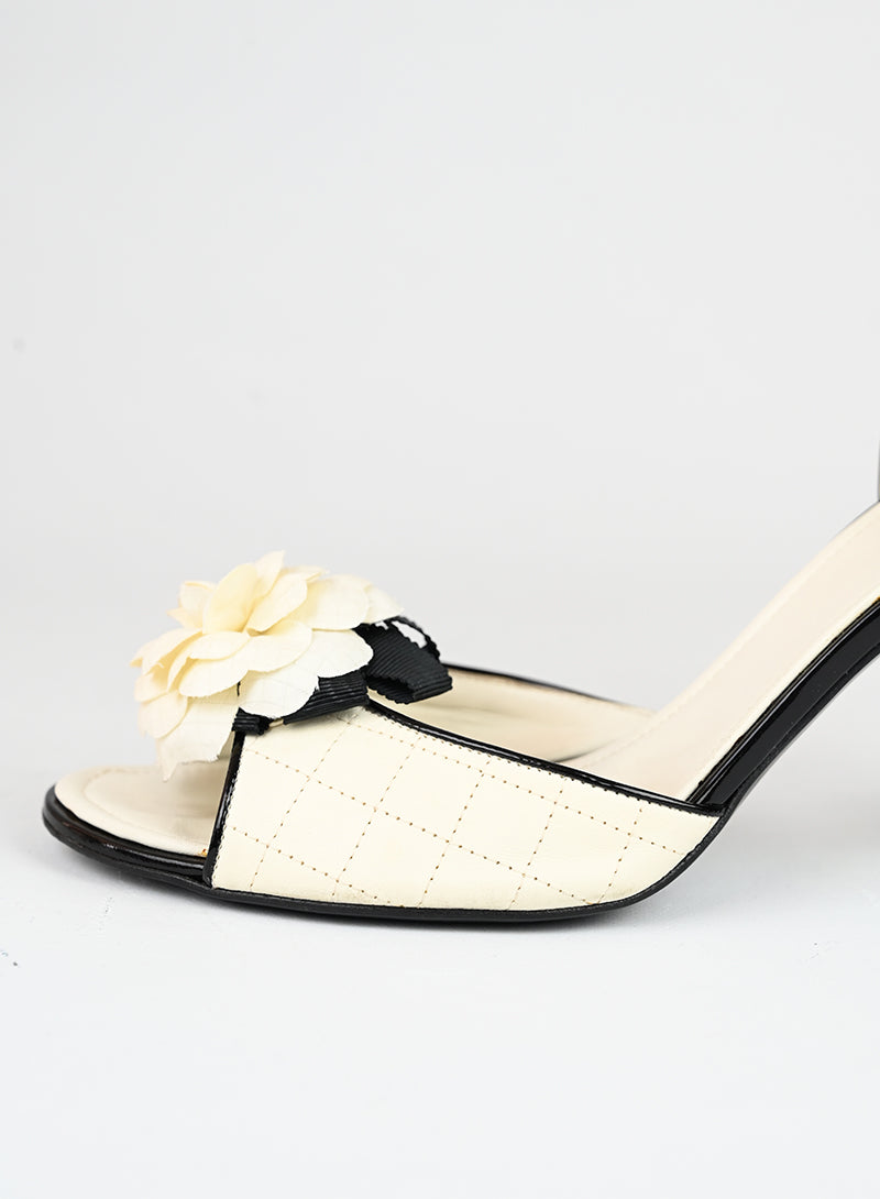 Chanel Décolleté in pelle bianca - N. 41 -  lesleyluxuryvintage