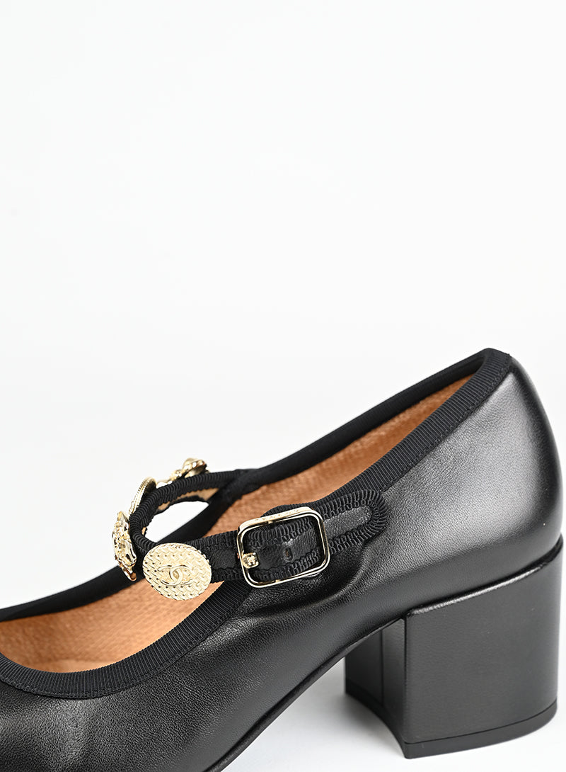 Chanel Scarpe Mary Jane in pelle nera - N. 36 ½