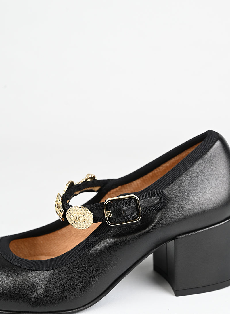 Chanel Scarpe Mary Jane in pelle nera - N. 36 ½