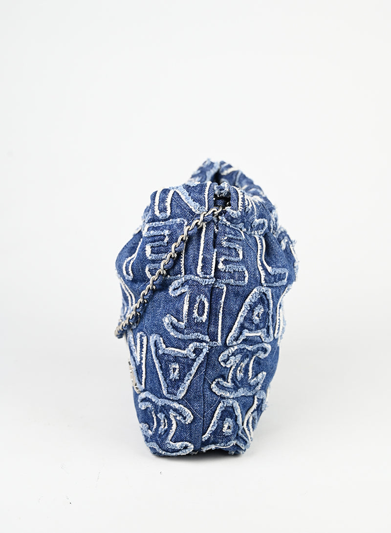 Chanel Borsa Chanel 22 in denim blu