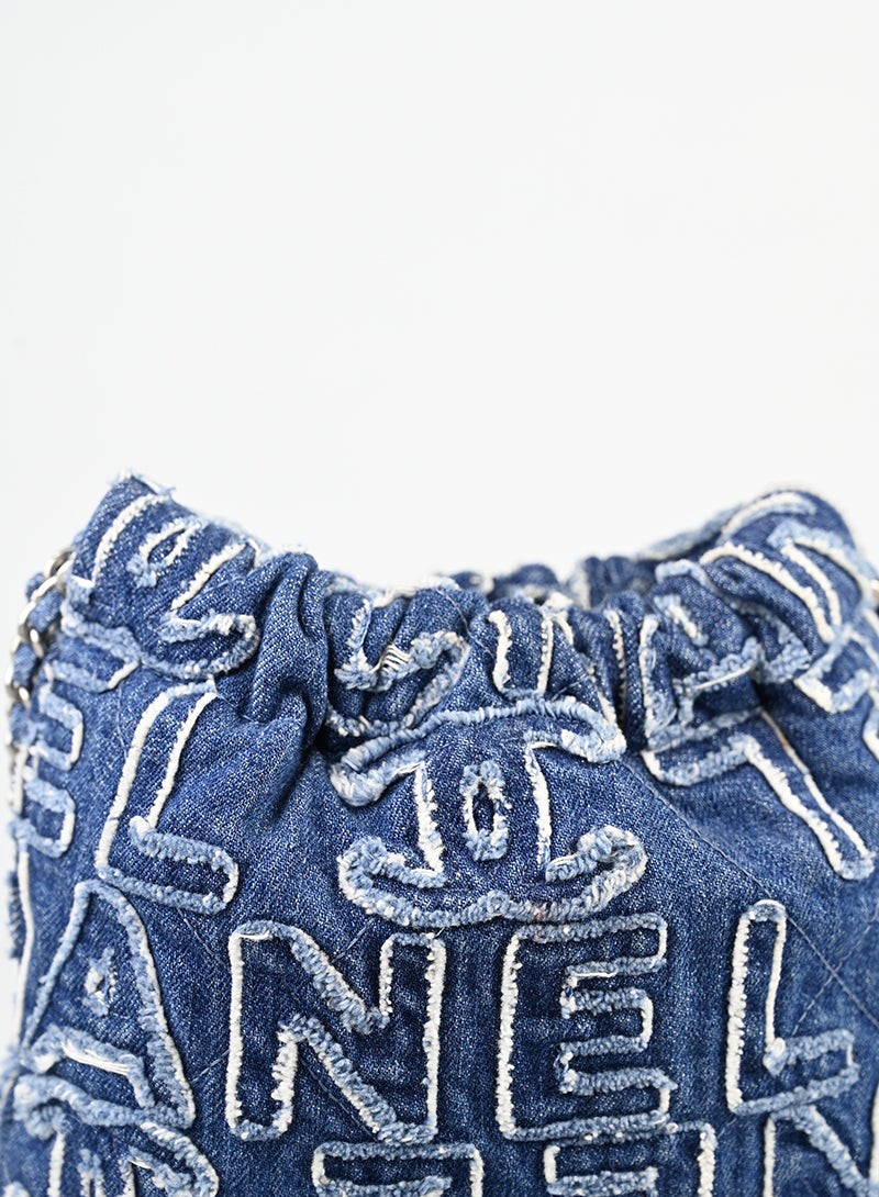 Chanel Borsa Chanel 22 in denim blu