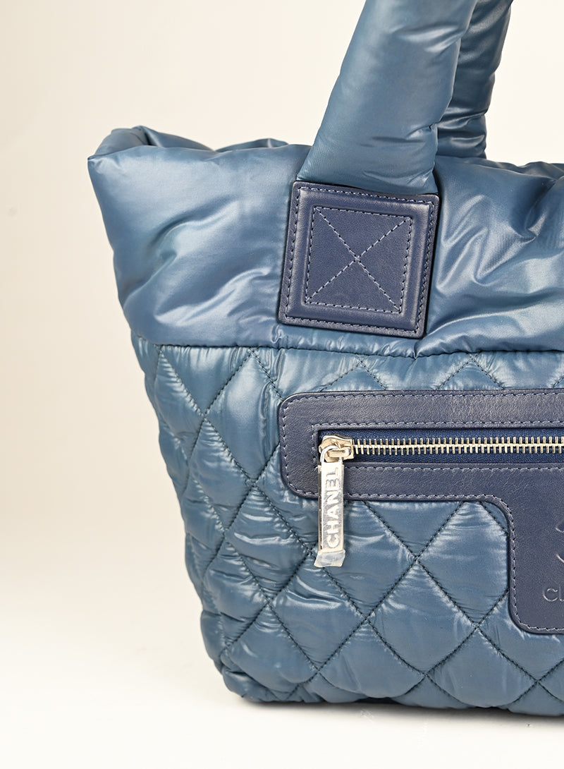 Chanel Borsa Cocoon media in tessuto petrolio