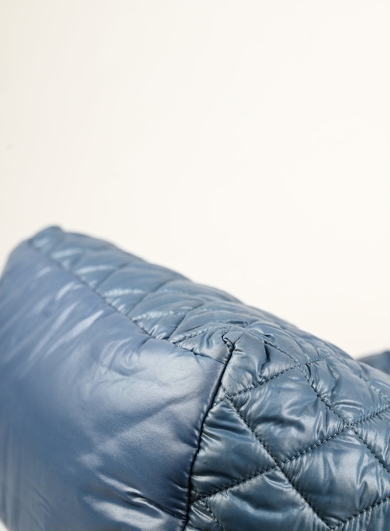 Chanel Borsa Cocoon media in tessuto petrolio