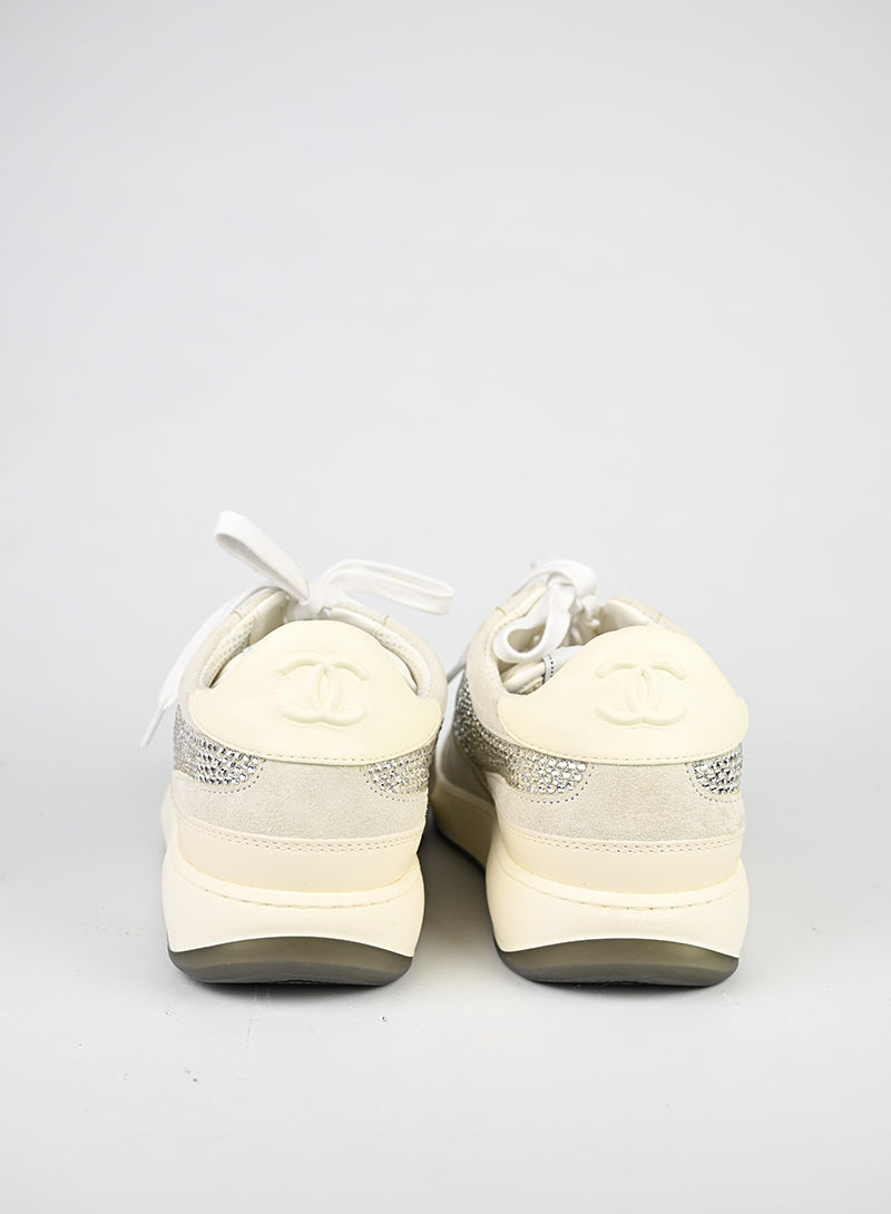Chanel Sneakers bianche con strass - N. 41