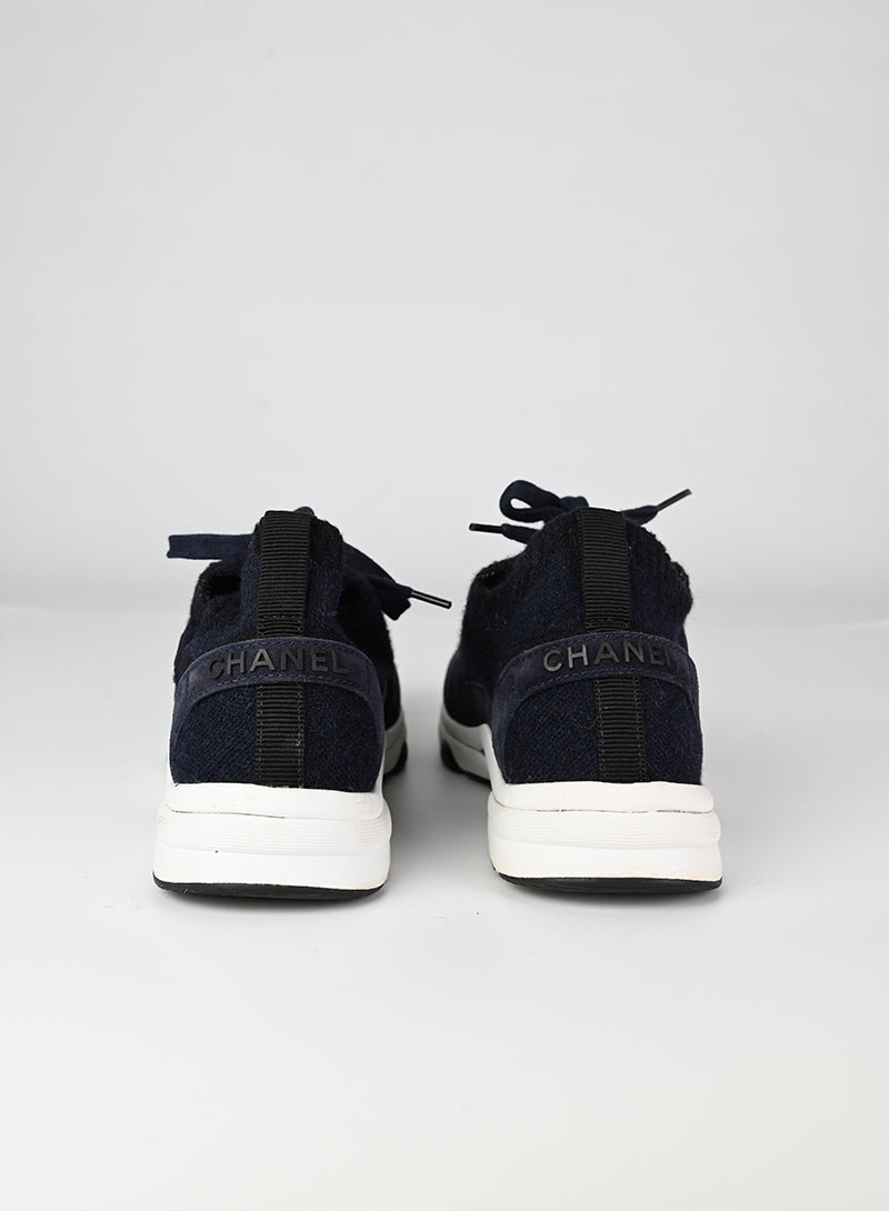 Chanel Sneakers in tessuto blu - N. 37