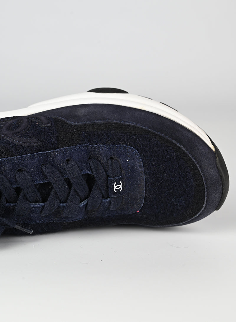 Chanel Sneakers in tessuto blu - N. 37