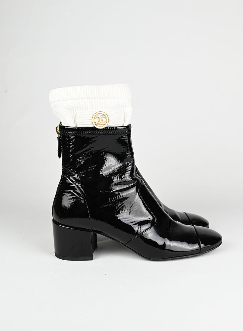 Chanel Stivaletti in vernice nera - N. 37